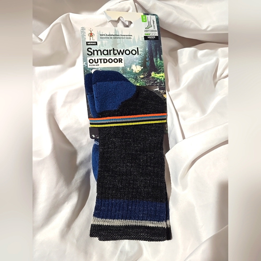 COPY NWT Smartwool Outdoor 54% Merino Wool Light Cushion Crew Sock Medium Unisex